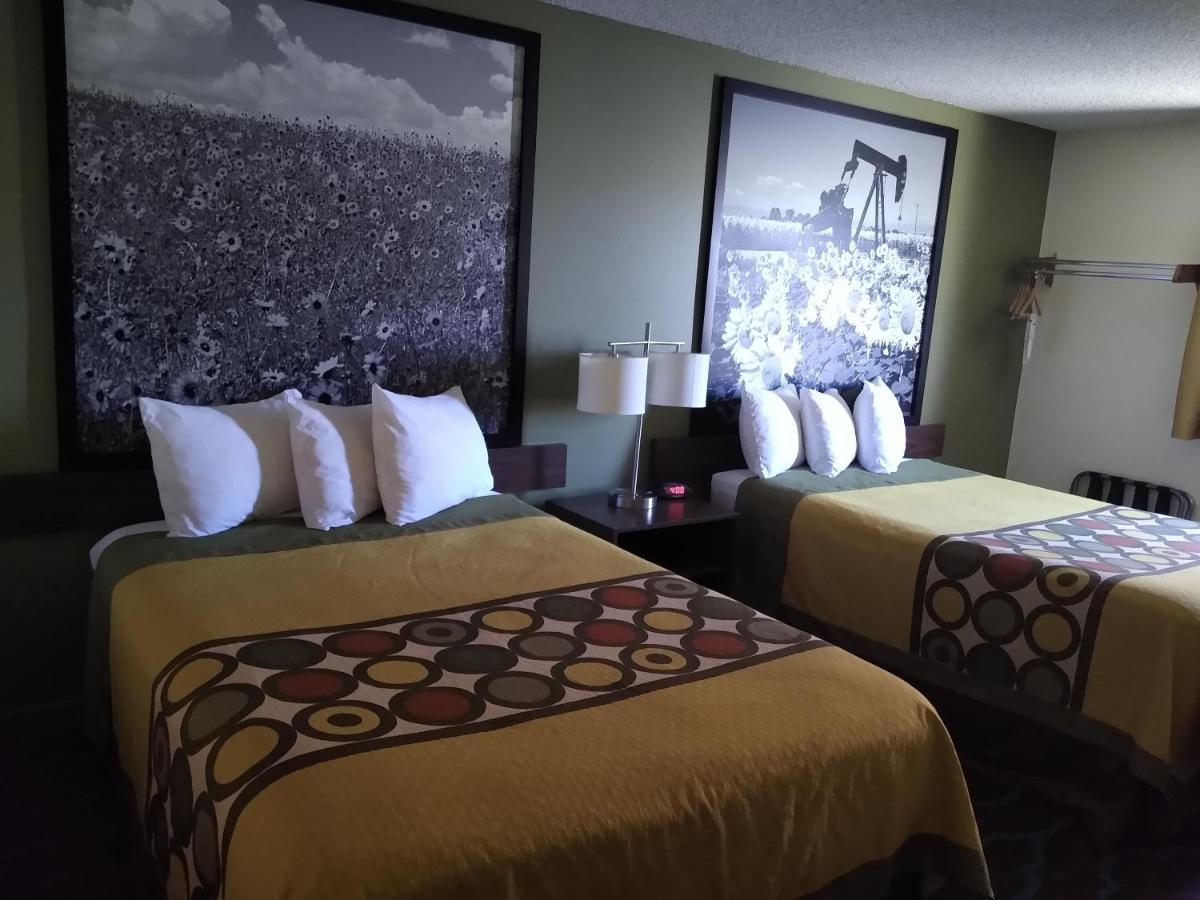 Super 8 By Wyndham Craig Hotel Luaran gambar