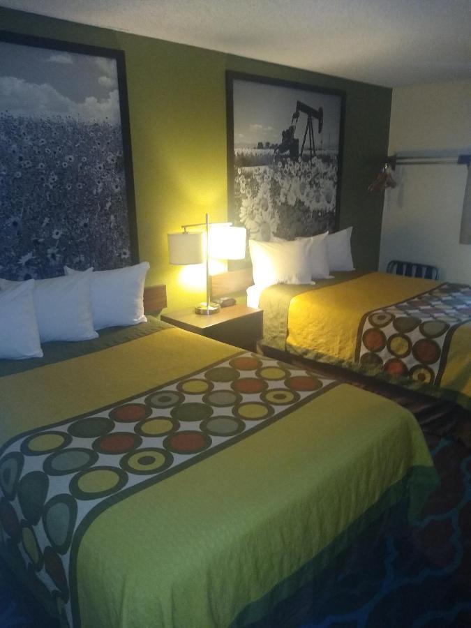 Super 8 By Wyndham Craig Hotel Luaran gambar