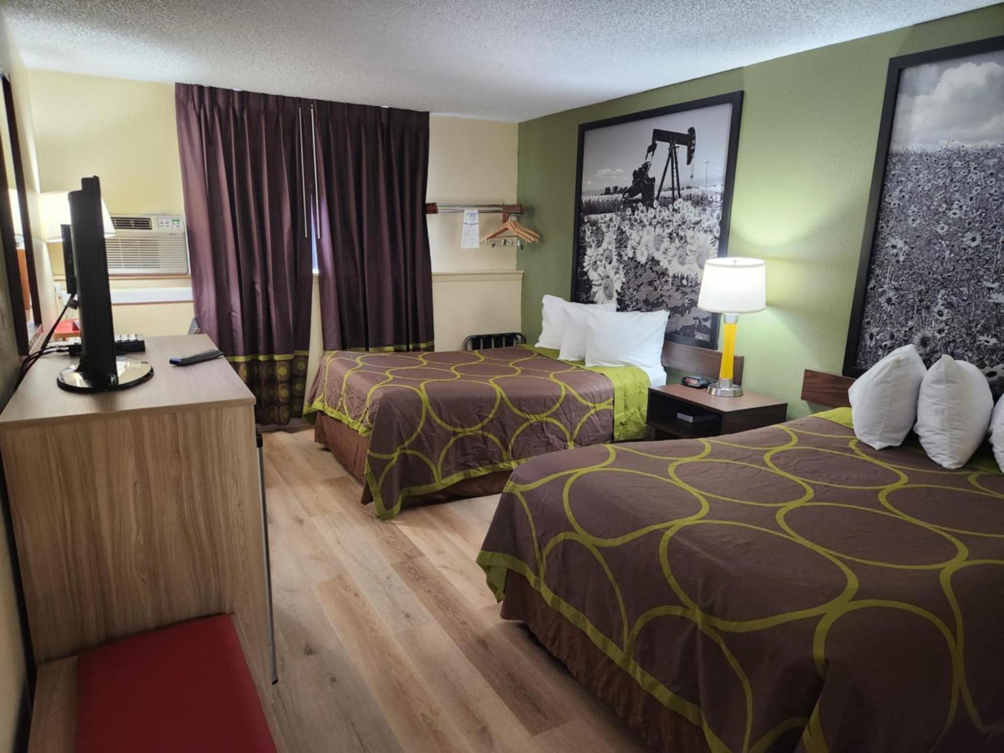 Super 8 By Wyndham Craig Hotel Luaran gambar
