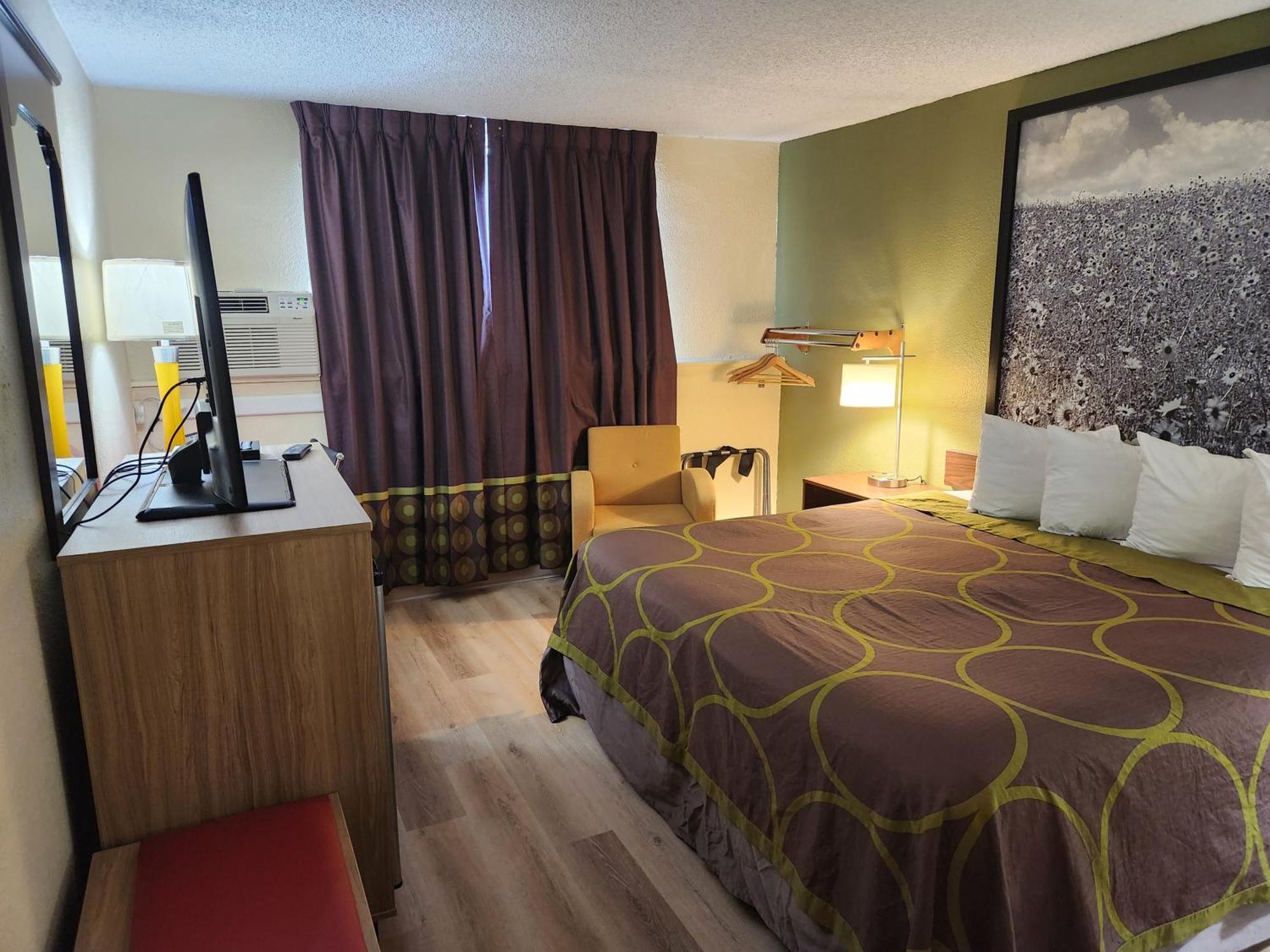 Super 8 By Wyndham Craig Hotel Luaran gambar